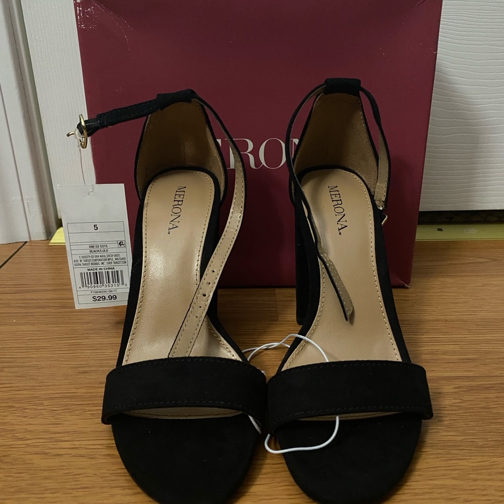 Merona Black Block Heel Sandals - Size 5